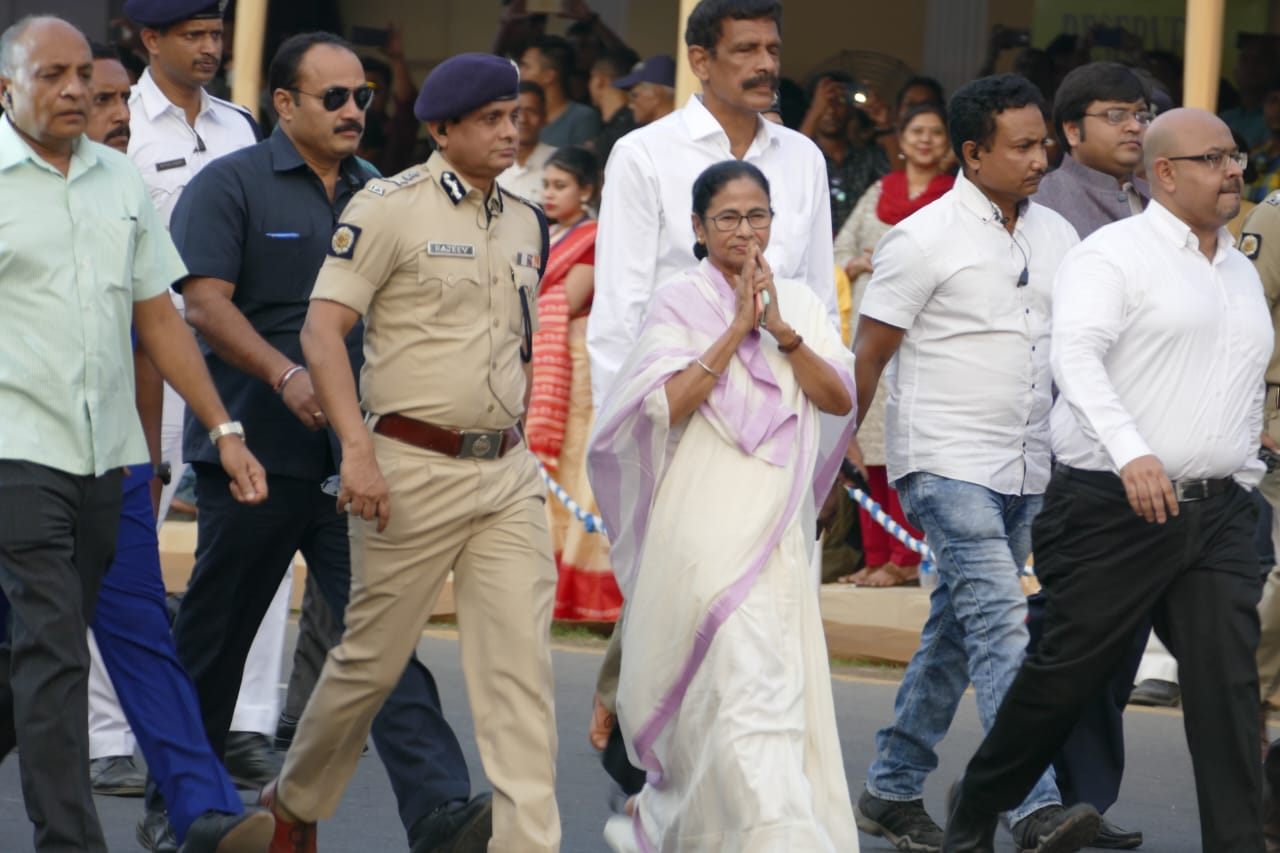 TMC on the Brink? Mamata Banerjee Faces Biggest Internal Revolt as Rebellion Spreads from Bengal Assembly to Parliament