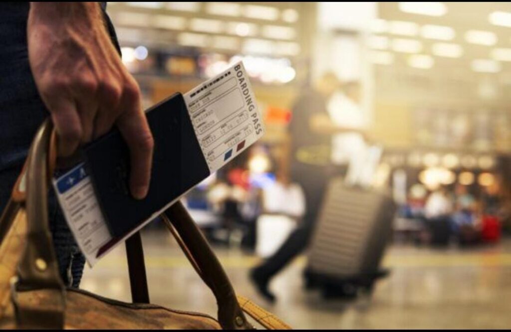 New US Visa Rules Spark Global Debate: Stricter Travel Policies Raise Questions for Students, Tourists, and Families